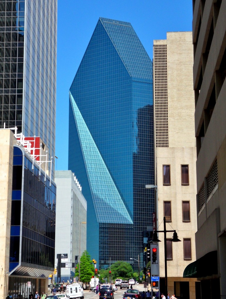 Fountain Place in Downtown Dallas